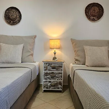 Tony's House With Sea View Vakantiehuis Adamantas (Milos)