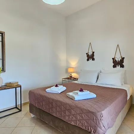 Vakantiehuis Tony's House With Sea View