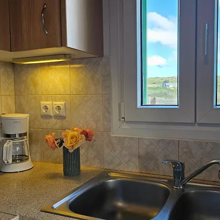 Tony's House With Sea View Αδάμας