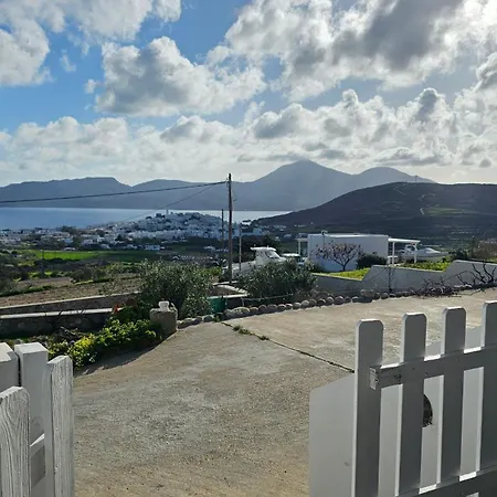Vakantiehuis Tony's House With Sea View Adamantas (Milos)